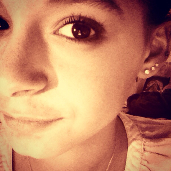 Profile Picture of Maia Whiteman (@hiyamaia) on Poshmark