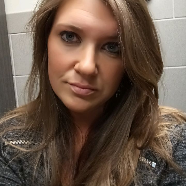 Profile Picture of Amanda Felter (@@amandafelter) on Tiktok