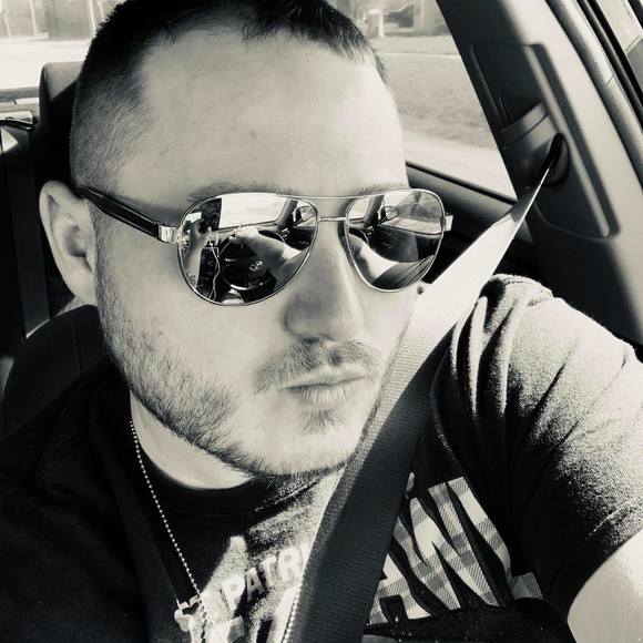 Profile Picture of Michael Mccoy (@michaelmccoy928) on Poshmark