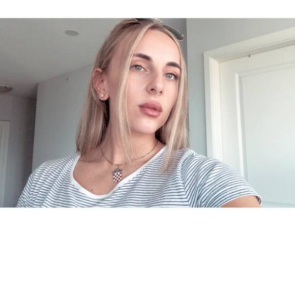 Profile Picture of Megan Pakkala (@meganpakkala) on Poshmark