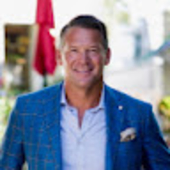 Profile Picture of Roy Clark (@royaclark7) on Poshmark