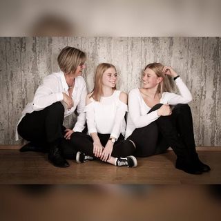 Paula Nehls - Facebook Profile Picture of Paula Nehls (@paula.nehls.7) on Facebook