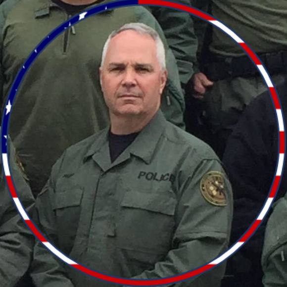 Profile Picture of Mark Knight (@markmknight) on Poshmark