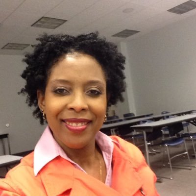 Profile Picture of Denise Hooks (@drhooksan) on Twitter