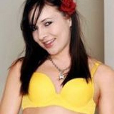 Profile Picture of Алёна Бояриновeno (@lisa_debo_wjvt) on Twitter