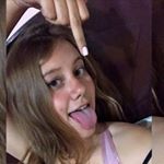 Profile Picture of 𝙅𝙪𝙡𝙞𝙖𝙣𝙖 𝘽𝙧𝙤𝙬𝙣 (@julybrr) on Instagram