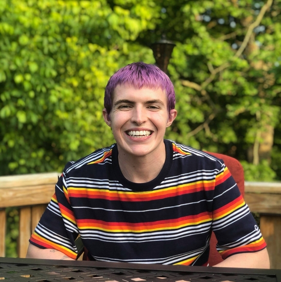 Profile Picture of Blake Bosley (@bbos1234) on Poshmark