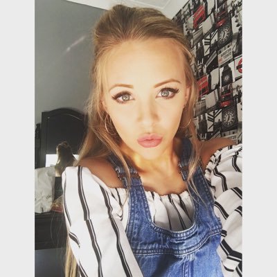 Profile Picture of Poppy Scott-Molloy (@poppy_ealicex) on Twitter