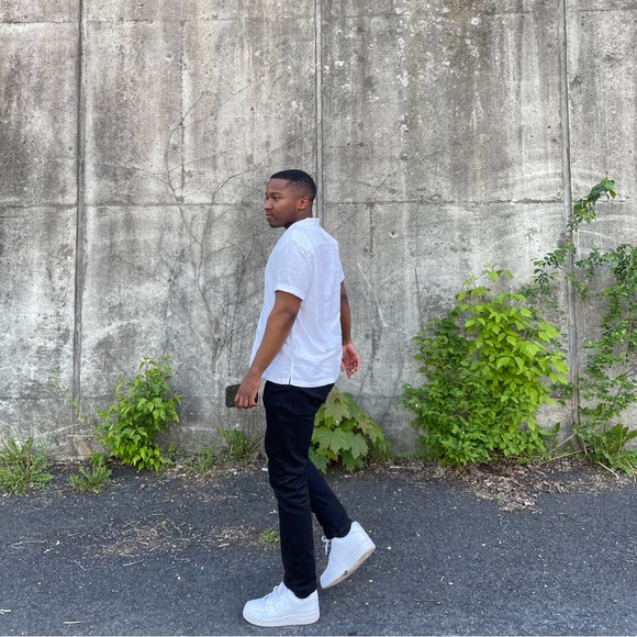 Profile Picture of Ethan Bryan (@nyexx) on Poshmark