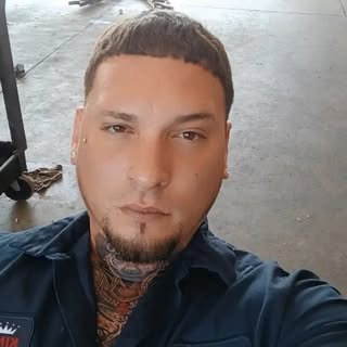 Profile Picture of ♥chris♥ (@cortes_christopher) on Instagram