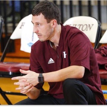 Profile Picture of Tyler Howell (@thowell33) on Twitter