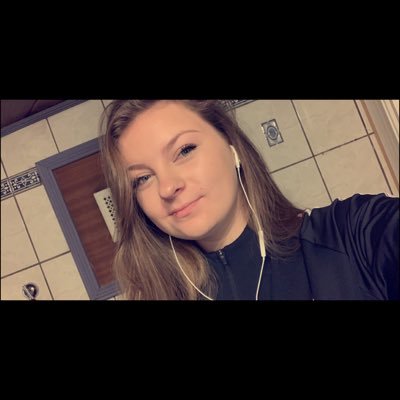 Profile Picture of Ziegler Mélanie (@mel_zglr) on Twitter