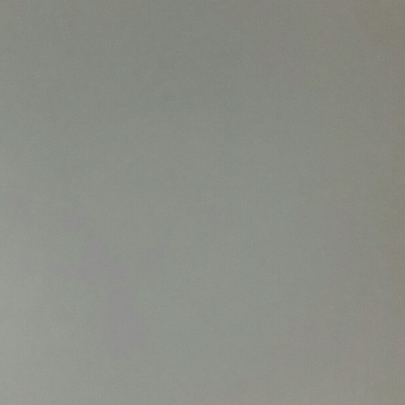 Profile Picture of Shawna Carnes (@shawnacarnes) on Poshmark