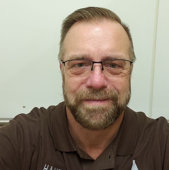 Profile Picture of Tony Haupt (@tony_haupt) on Poshmark