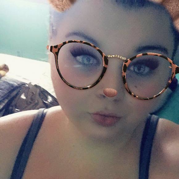 Profile Picture of Jess Hansen (@cullen5328) on Poshmark