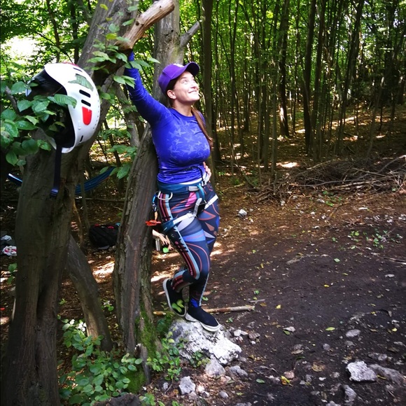 Profile Picture of Magda Richard (@ganjala) on Poshmark