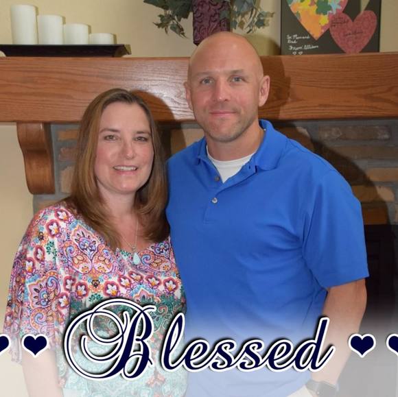 Profile Picture of Melissa Pollock (@melpollock) on Poshmark