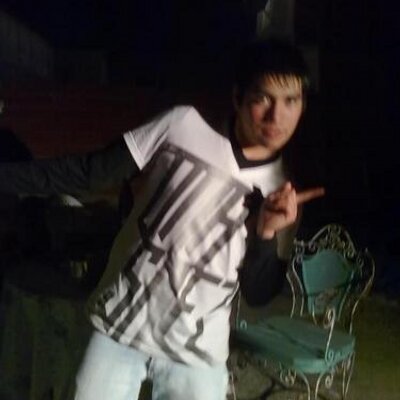 Profile Picture of Axel Flores (@axelflores18) on Twitter