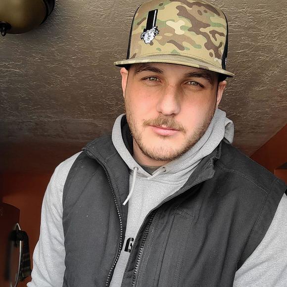 Profile Picture of Jason Hawkins (@jason32) on Poshmark