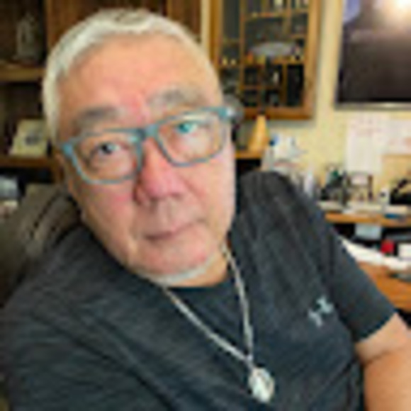 Profile Picture of Peter Techa (@petertecha) on Poshmark