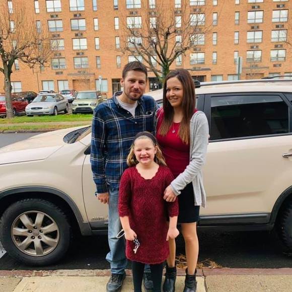 Profile Picture of Lauren Coffay (@laurenn514) on Poshmark