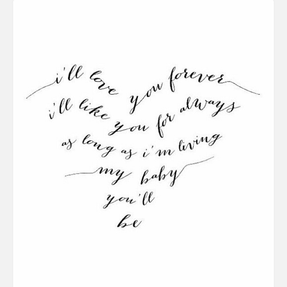 Profile Picture of Amanda Pelfrey (@ampelfrey) on Poshmark