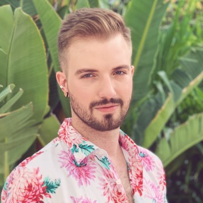 Profile Picture of Daddy John’s Pizza (@sardonicheight) on Twitter