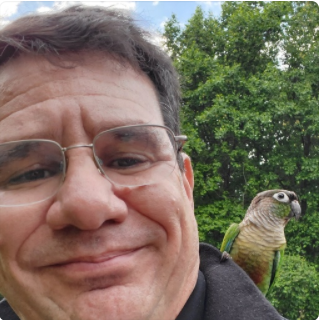 Profile Picture of Mike Crosley (@mike_crosley) on Twitter