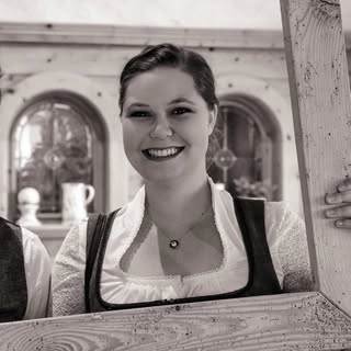 Profile Picture of juliawurm_ (@juliawurm_) on Instagram