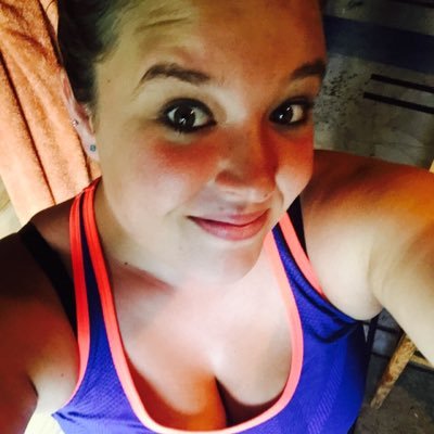 Profile Picture of Elizabeth Bickford (@bickf3elizabeth) on Twitter