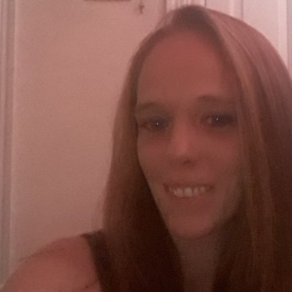 Profile Picture of Stacey Alexander (@staceya86) on Poshmark