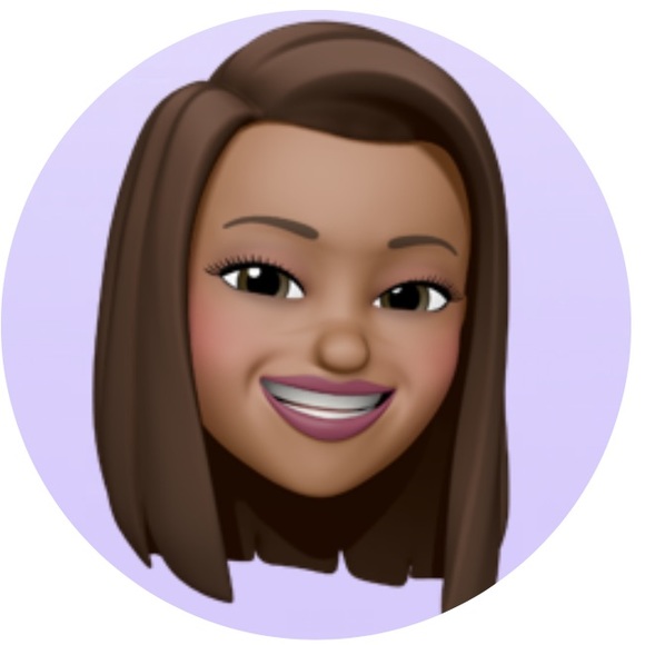 Profile Picture of Alechia Simpson (@aesmith07) on Poshmark