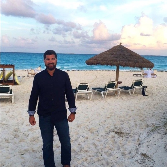 Profile Picture of Michael Mattar (@mmattar927) on Poshmark