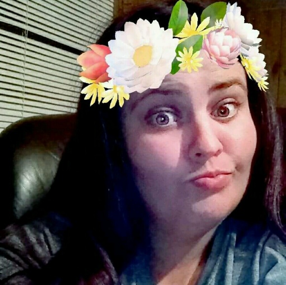 Profile Picture of Katrina Krezinski (@sexyboo8883) on Poshmark