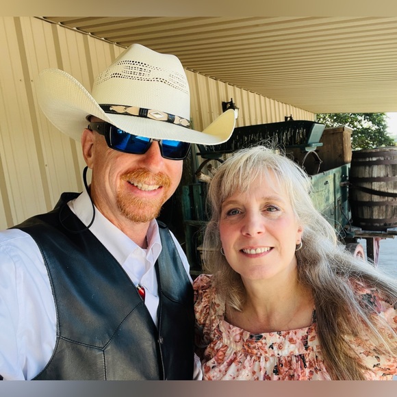 Profile Picture of Kevin Murdoch (@kandlfamily) on Poshmark