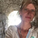 Profile Photo of Amy Holman (@poetry2go) on Instagram