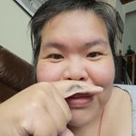 Profile Picture of Yvette Wong (@holeymoley_part_deux) on Instagram