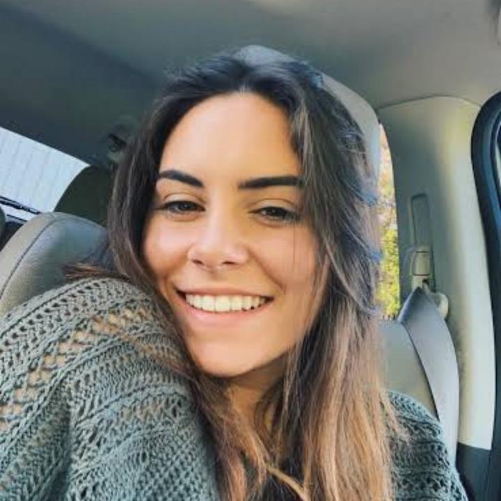 Profile Picture of Lizzie Escudero (@lizz28zz) on Tiktok