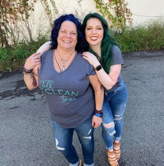 Profile Picture of Greer Etchebarne (@greeretch) on Poshmark