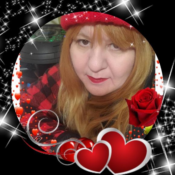 Profile Picture of Martina Mauricio (@martinamauricio) on Poshmark