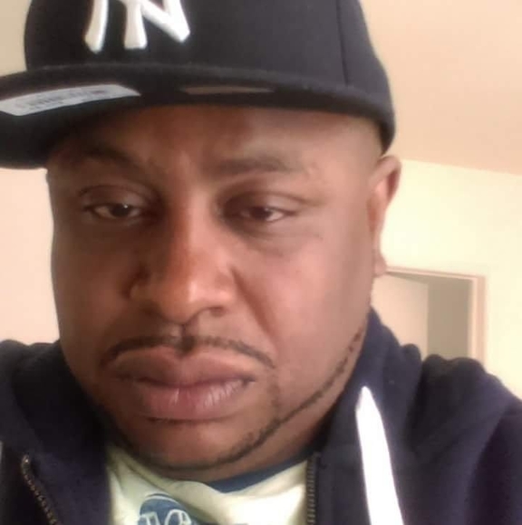 Profile Picture of Maurice Jones (@movon74g) on Poshmark