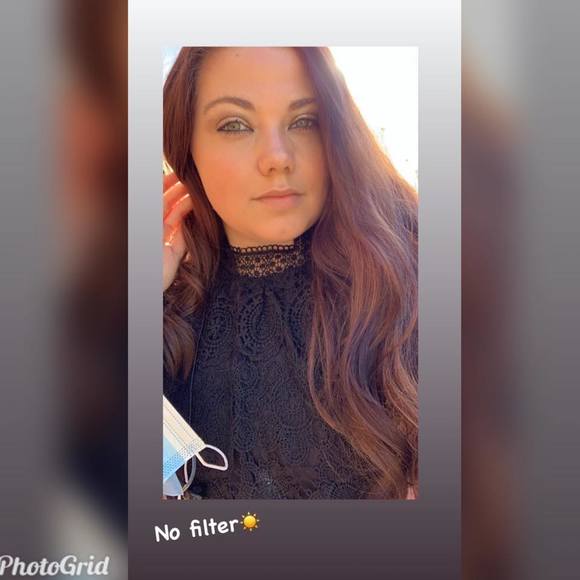 Profile Picture of Courtney Crownover (@crowncourt1994) on Poshmark