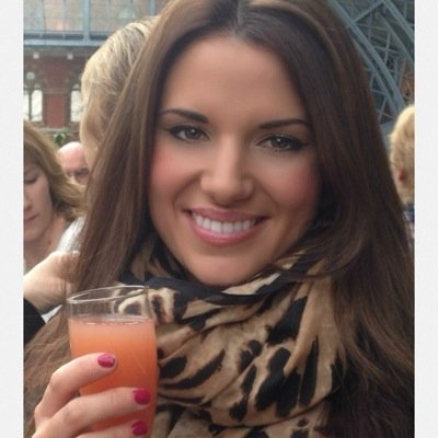 Profile Photo of Holly Webb (@hollywebb16) on Twitter