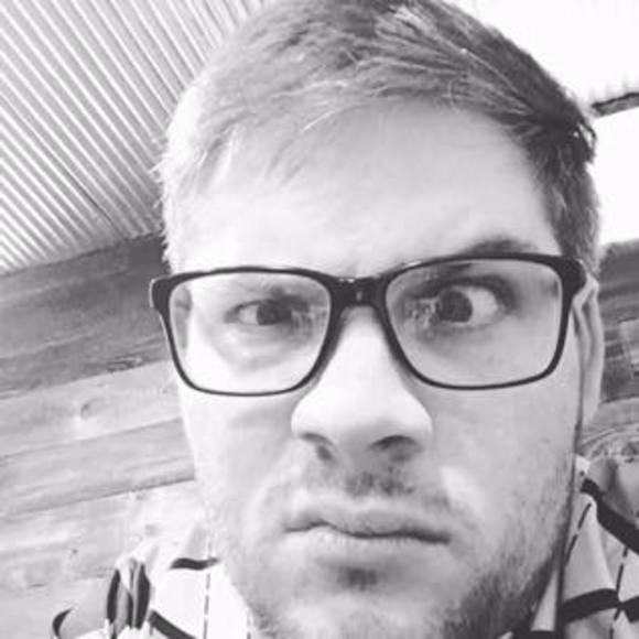 Profile Picture of Palmer Jake (@palmerjake) on Poshmark