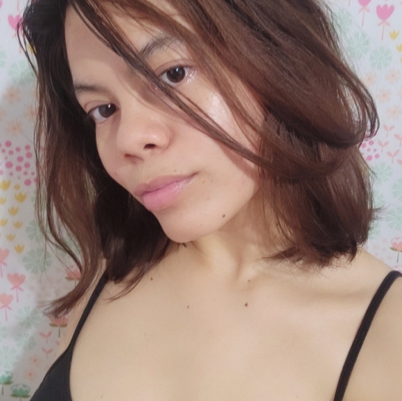 Profile Picture of Marjory Marjory (@marjoryy) on Poshmark