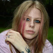 Profile Picture of Julia Hanks (JuliaANNEHanks) (@juliahanks5231) on Youtube
