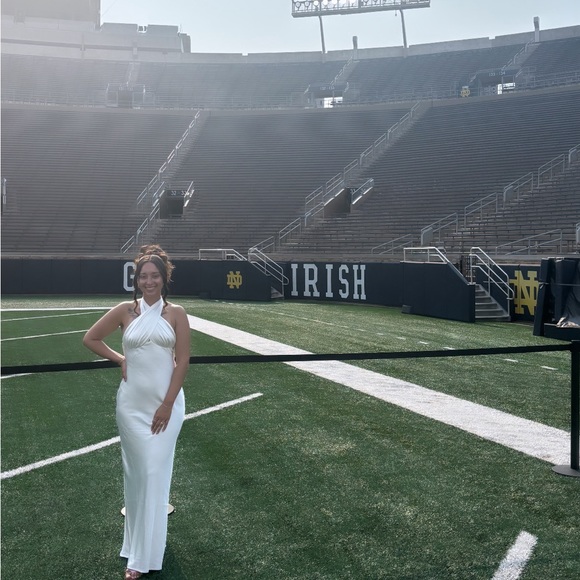 Profile Picture of Alexis Crittendon (@arenea4) on Poshmark