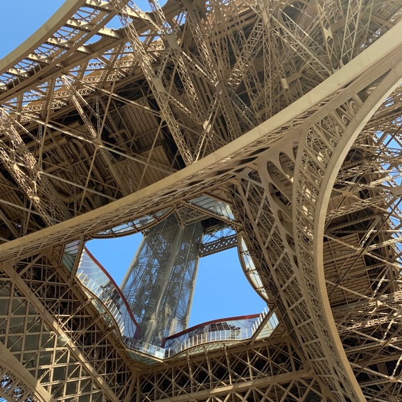 Profile Picture of Richard Thumann (@richt1) on Poshmark