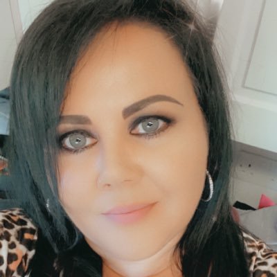 Profile Picture of Mandy Matts (@mandybecks) on Twitter