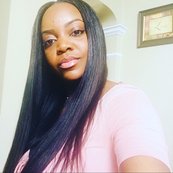 Profile Picture of Danielle Belcher (@misspriss2584) on Poshmark